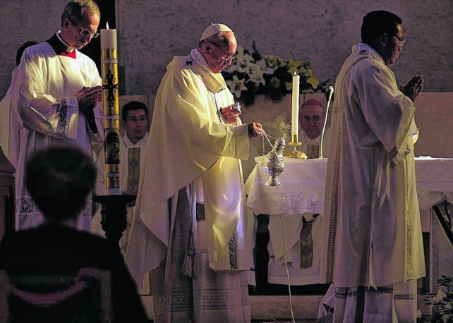 Francisco nombrará cardenales a obispos de España y El Salvador - LaCapital.com.ar